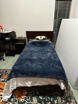 Twin XL Matress
