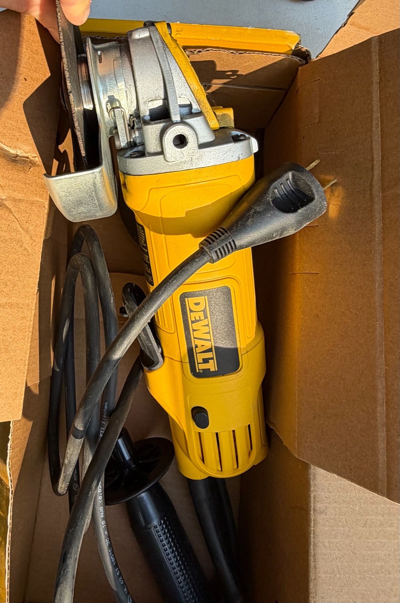 DWE 4120 dewalt corded angle grinder