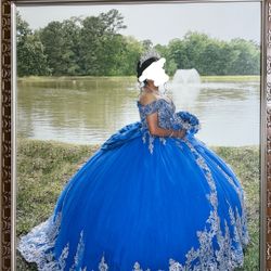 Royal blue quinceañera dress with accessories 