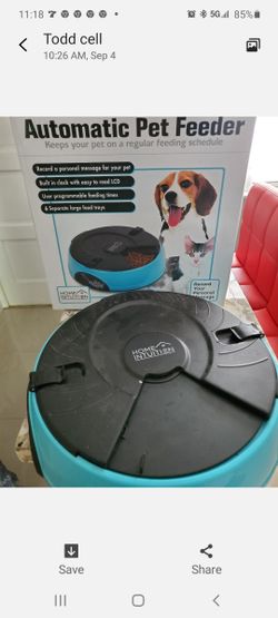 Pet feeder