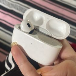 Bose Headphone & Airpods 