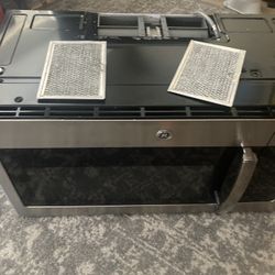 FOR SALE LG BIG MICROWAVE  