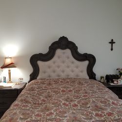 Queen Size Bedroom Set