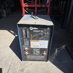 Miller Thunderbolt A/C CC Welder. 