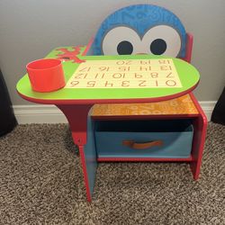 Toddler Desk/ Chair Kids Desk 