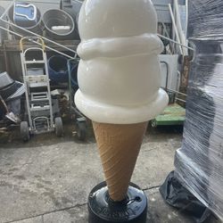 Light Up Ice Cream Cone
