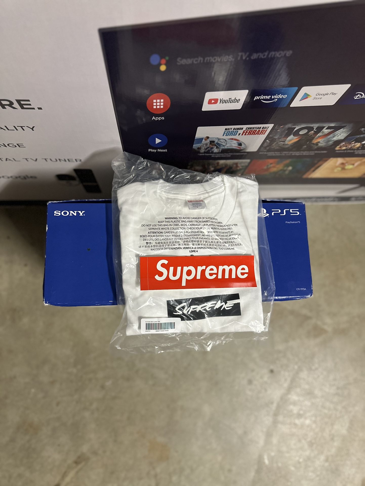 Supreme Futura Tees