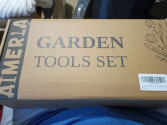 Gardening tool set