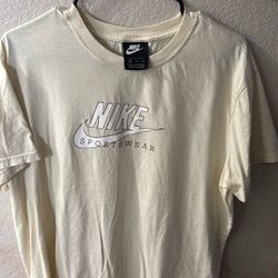 Nike Short Sleeve Top 