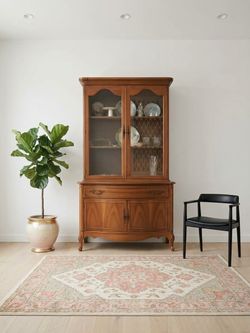 French provincial cabinet hutch