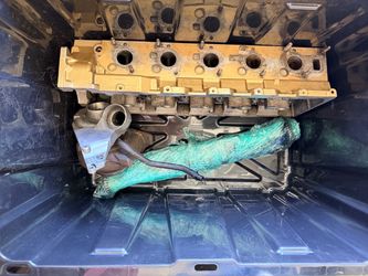 Lot of Mercedes OM647 diesel parts