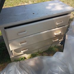 White Dresser Dirty But Not Broken 