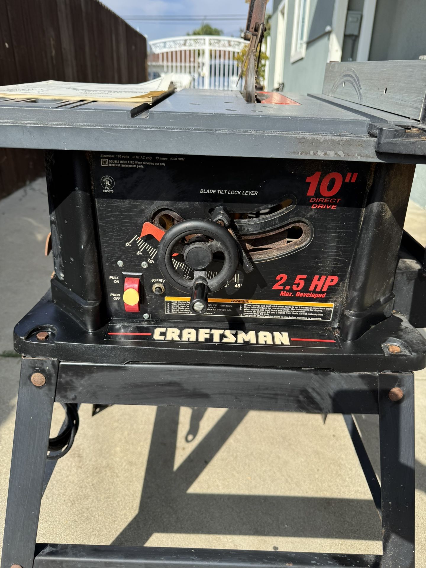 CRAFTSMAN 2.5 HP 10” Direc Drive Bench Top Table Saw