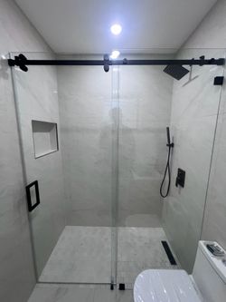 Glass shower Door