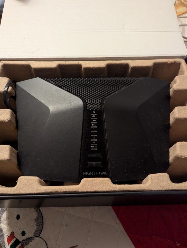 Nighthawk WIFI Router