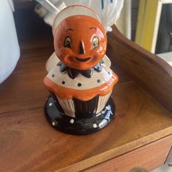 Johanna Parker Napkin Holder
