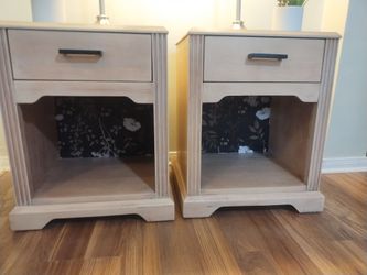 Pair nightstand and lamp