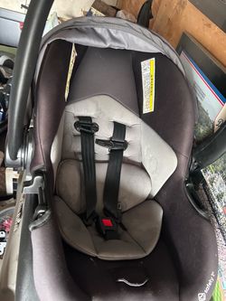 Infant car seat w/Anchor base