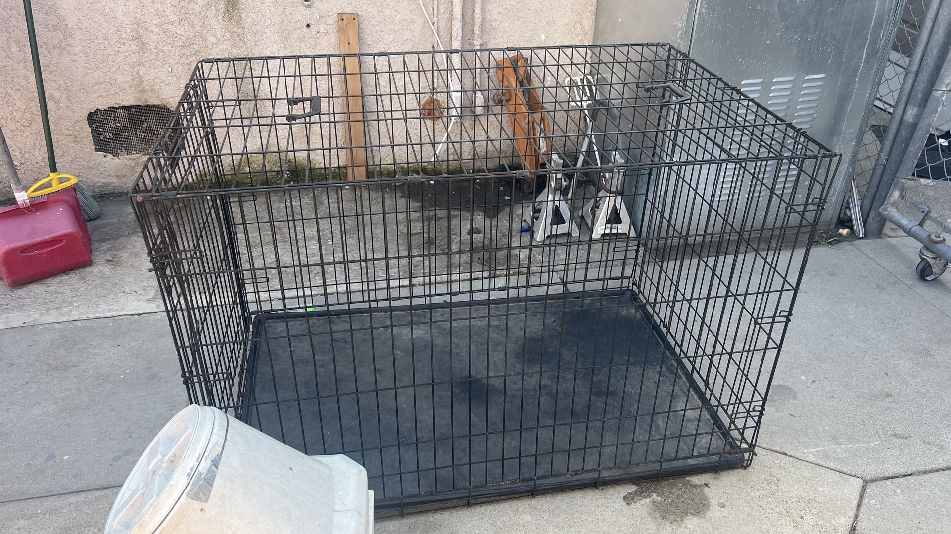 Jaula Para Perro Incluido El Vote Para La Comida