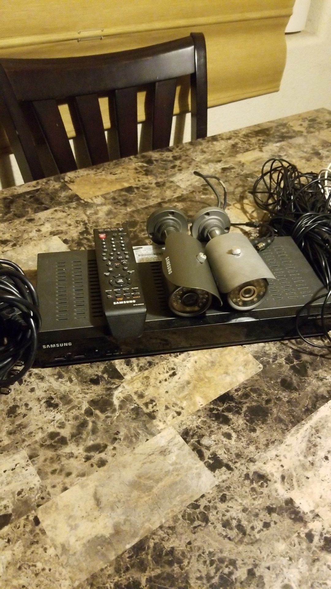 Samsung dvr security camera system with cords