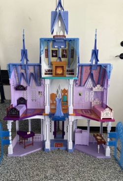 Frozen playhouse