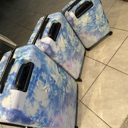 Juicy Couture 3pc Suitcase set