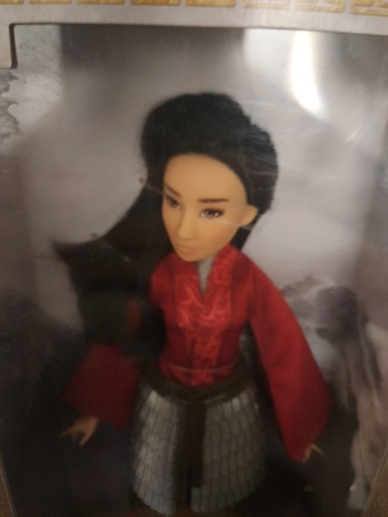 Disney Mulan Doll