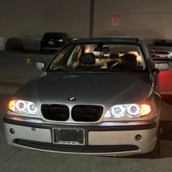 2004 BMW 325i