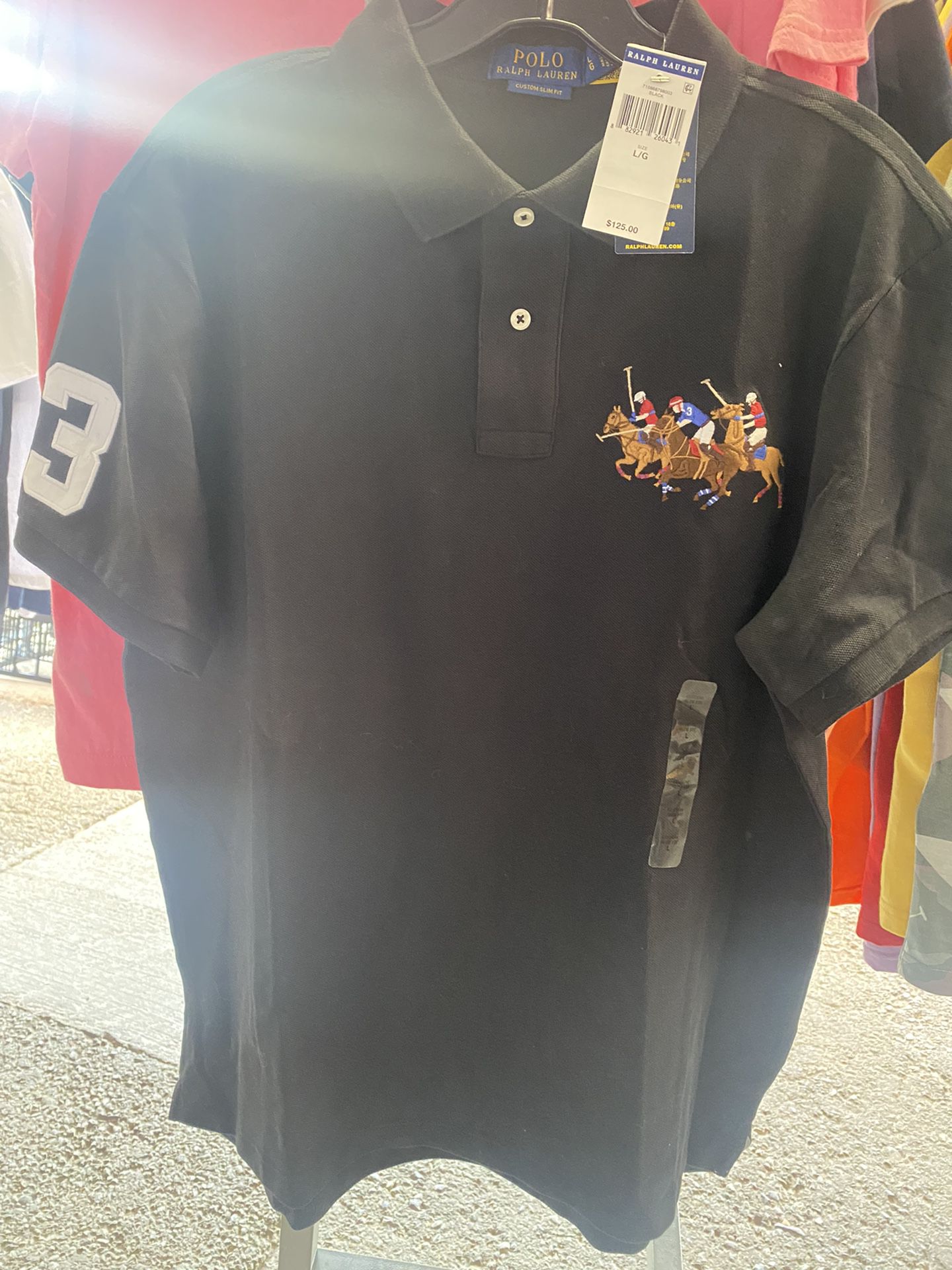 Postbode In de omgeving van Zilver Ralph Lauren polo shirt in green and black original price in store $125 I  only have black M and L. and green L. price $60 for Sale in Las Vegas, NV -  OfferUp
