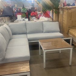 PATIO FURNITURE/Sectional 