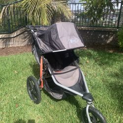 Revolution Bob Stroller with Handbrake