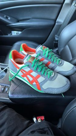 Onitsuka Tiger Ultimate 81 "Year of the Rabbit"