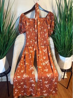 Women’s XL/XXL/2X 2 piece pants and top set