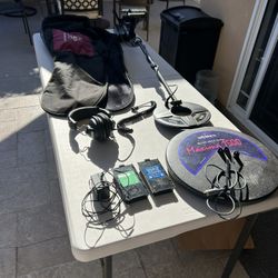 White's Spectrum XLT Metal Detector Bundle + Maxima 1500 Coil & Accessories