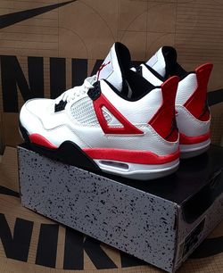 Jordan 4 Retro