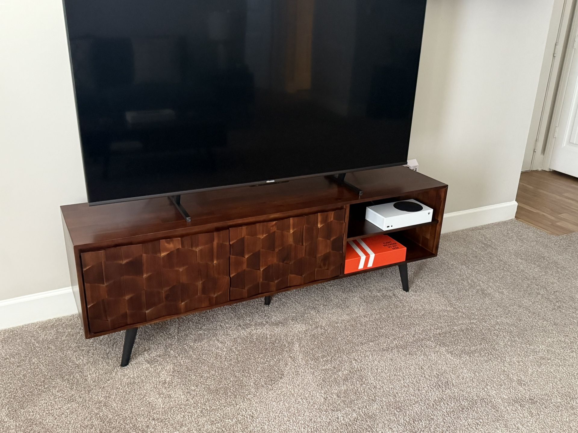 65 Inch Hisense U8K