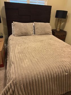 Queen Size Bed
