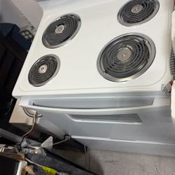 Hotpoint Single Oven Electric Range 