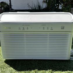 Midea 12000 BTU Smart Inverter Air Conditioner Window Unit with Dehumidifier – Cools up to 550 Sq. Ft., Energy Star Rated, Quiet Operation