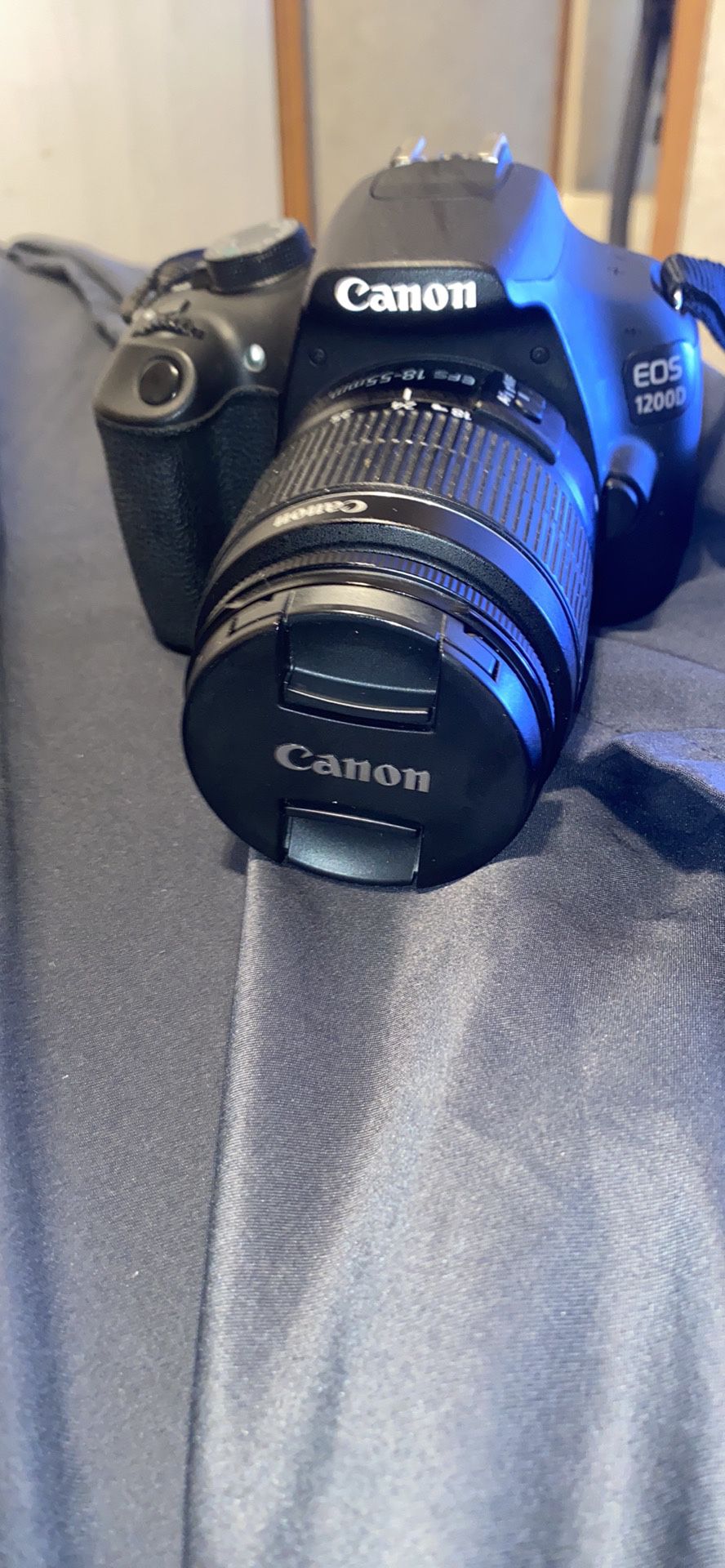 Canon 1200 EOS