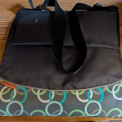 Portable Baby changing pad Free