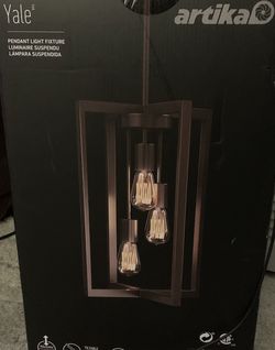 Brand new light fixture-never used