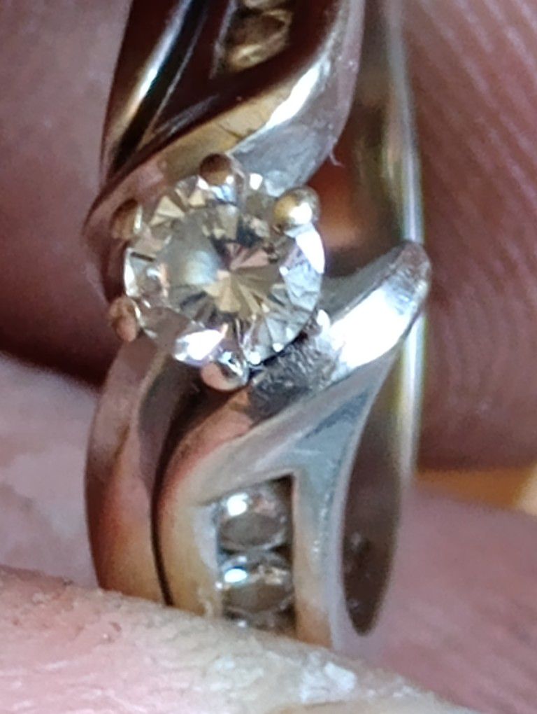 14k Diamond Ring.     