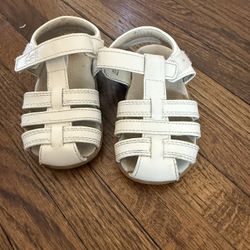 Like New Toddler Sandals Size 6c 