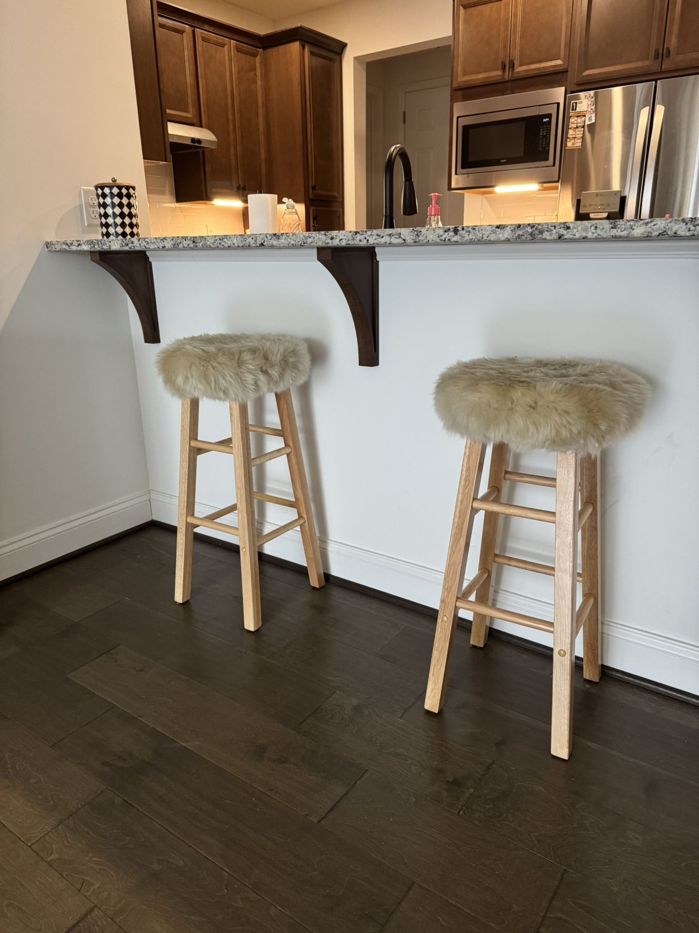 Set Of Barstools 