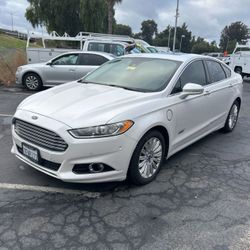 2013 ford Fusion Hybrid Titanium