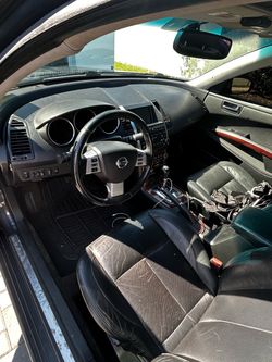 2004 Nissan Maxima