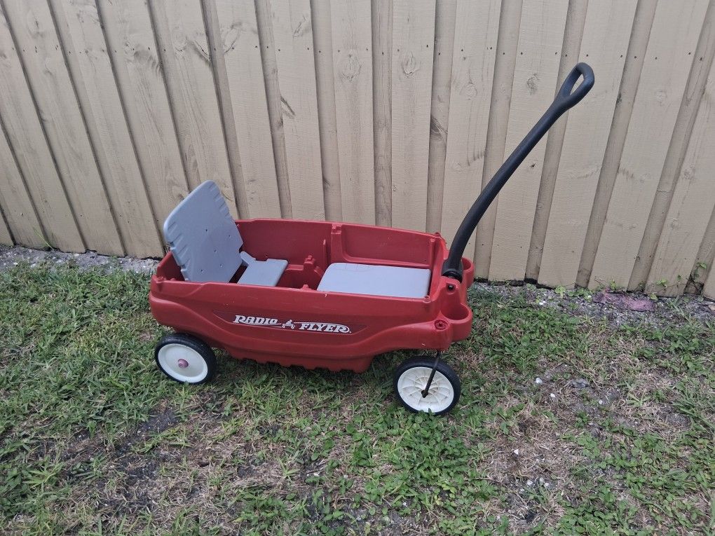 Radio Flyer Wagon
