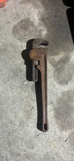 Pipe Wrench