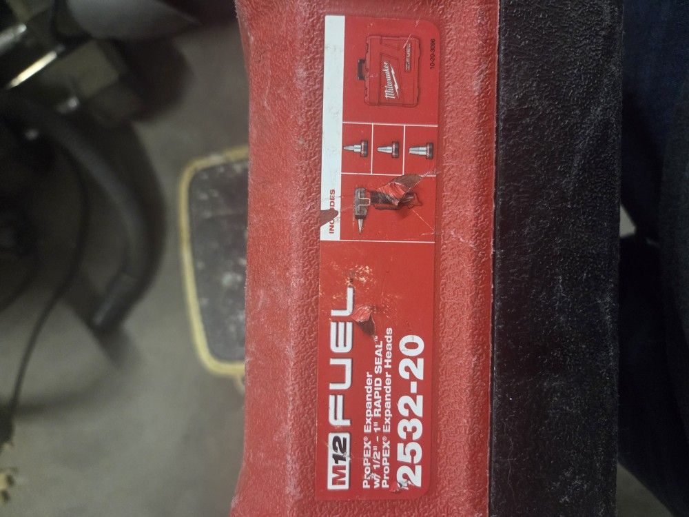 Milwaukee M12 Pro Pex Expansion Tool